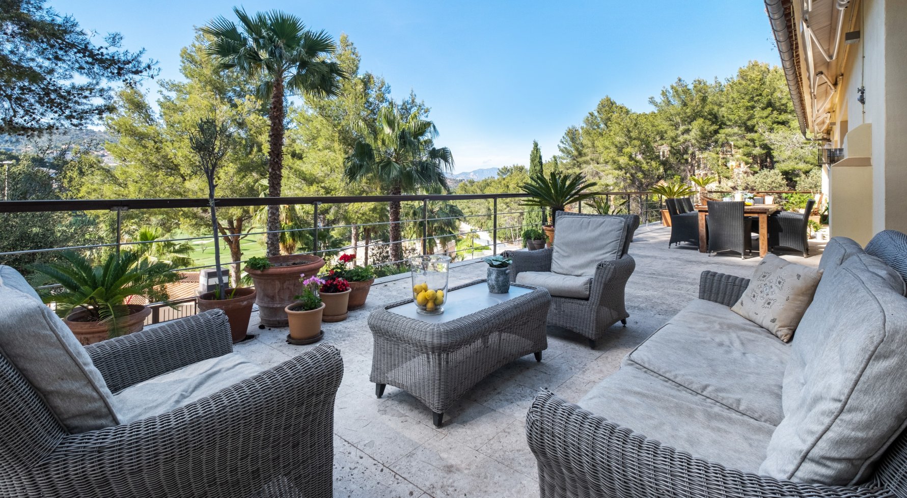 Immobilie in 07013 Mallorca - Palma de Mallorca: Herrliche Villa in exzellenter Lage direkt am Golfplatz von Son Vida - bild 1