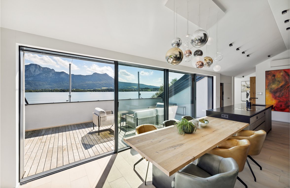 Property in 5310 Salzkammergut - Mondsee: Pole-position Mondsee! High-end penthouse with its own boat mooring - picture 1