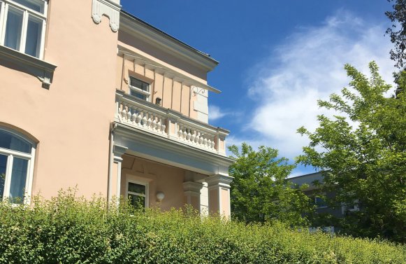 Immobilie in 5020 Salzburg - ​Gnigl: Altbaucharme! 2-Zimmer DG-Wohnung in zentraler Lage