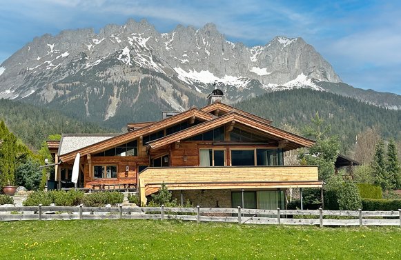 Property in 6353 Tirol - Kitzbüheler Alpen - Going : The Wilder Kaiser at your feet! UNIQUE Chalet - near Stanglwirt