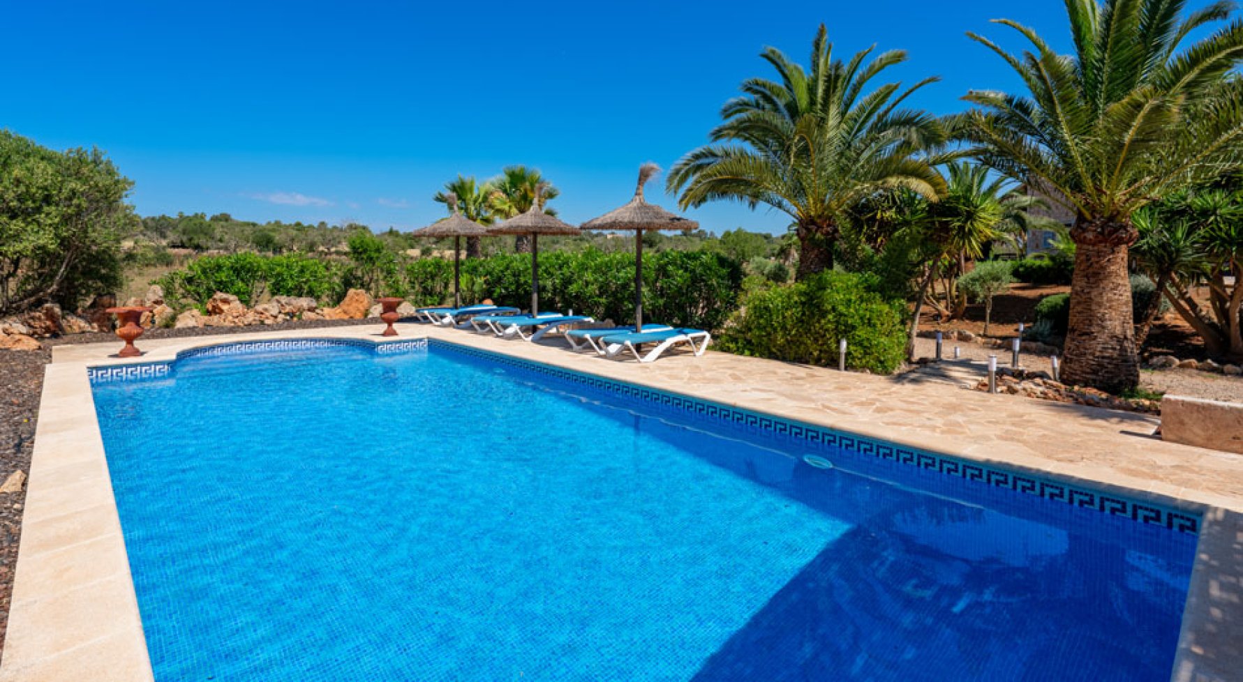 Property in 07650 Spanien - Santanyí: Charming country house with holiday rental licence near Santanyí - picture 1