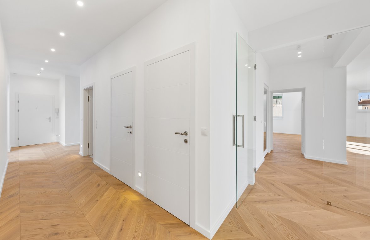 Property in 1040 Wien, 4. Bezirk: Luxurious attic apartment in the 4th district with a beautiful view of Vienna - picture 5