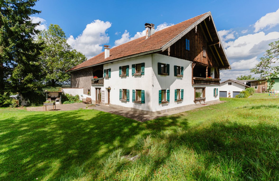 Immobilie in 4890 Salzkammergut - Attergau: Landidylle nähe Attersee! Traditionelles Bauernhaus im Attergau - bild 1