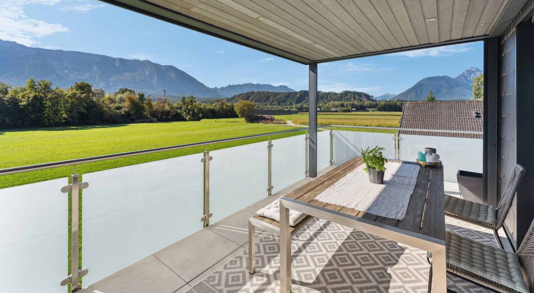 Immobilie in 5071 Salzburg - Wals-Siezenheim: Neuwertiges Penthouse: Untersbergblick Deluxe westlich der Stadt - bild 1