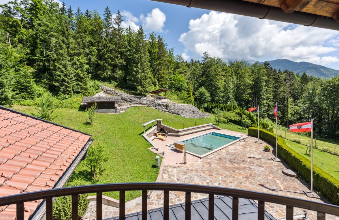 Immobilie in 5340 St. Gilgen - Salzkammergut: Salzkammergut - BESTE LAGE! Landhaus mit ca. 820 m² Wohnfläche und Panoramagrund - bild 6