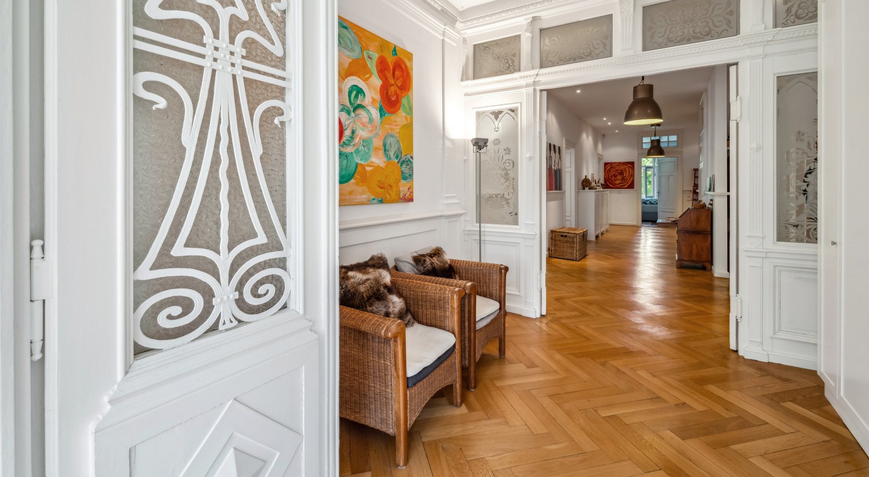 Immobilie in 83435 Bayern - Bad Reichenhall: Liebe auf den ersten Blick! Altbau-Villenetage auf ca. 235 m² - bild 1