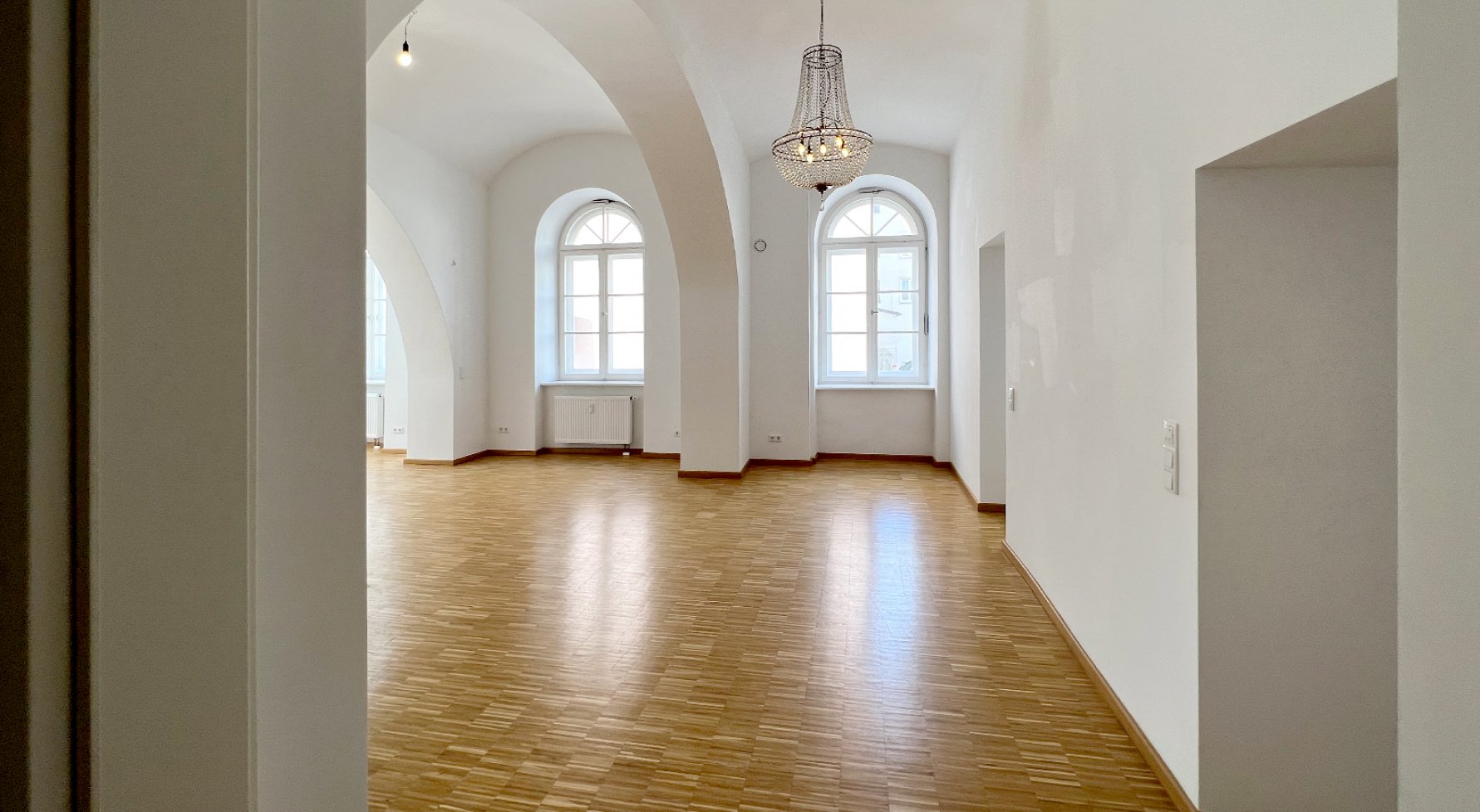 Property in 83435 Bad Reichenhall: Lust auf Tradition! Altbaujuwel in der Innenstadt von Bad Reichenhall - picture 1