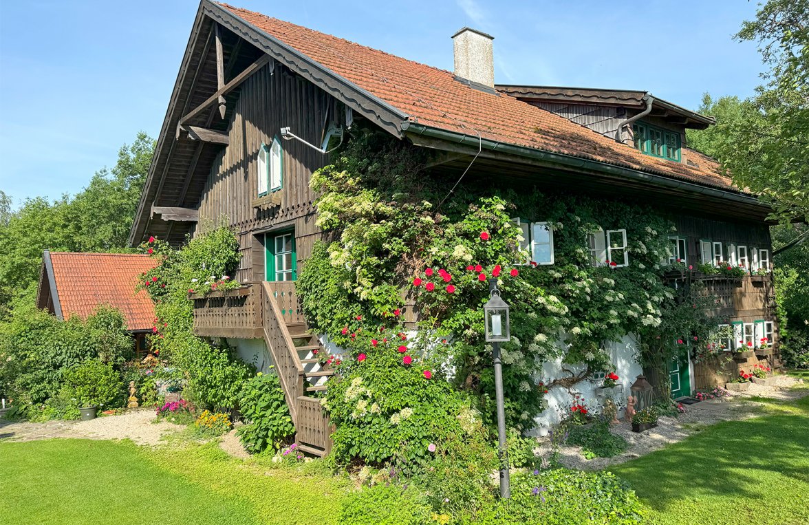 Property in 4743 Innviertler Hügelland: THE FISHERMAN'S DREAM... Charming hideaway with spacious pond... - picture 1