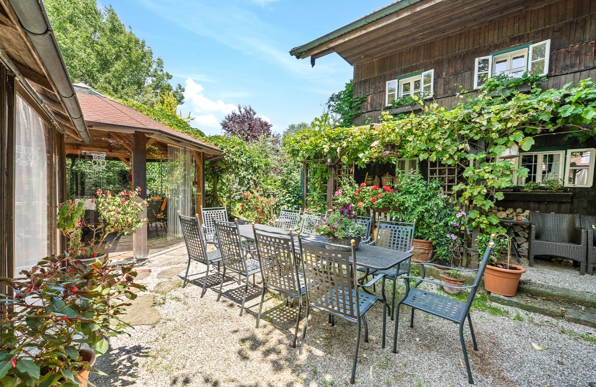 Property in 4743 Innviertler Hügelland: THE FISHERMAN'S DREAM... Charming hideaway with spacious pond... - picture 2
