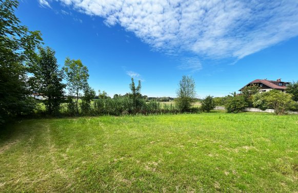 Property in 5020 Salzburg - Leopoldskron-Moos: Natural beauty! Building plot in Leopoldskron directly adjoining the grasslands