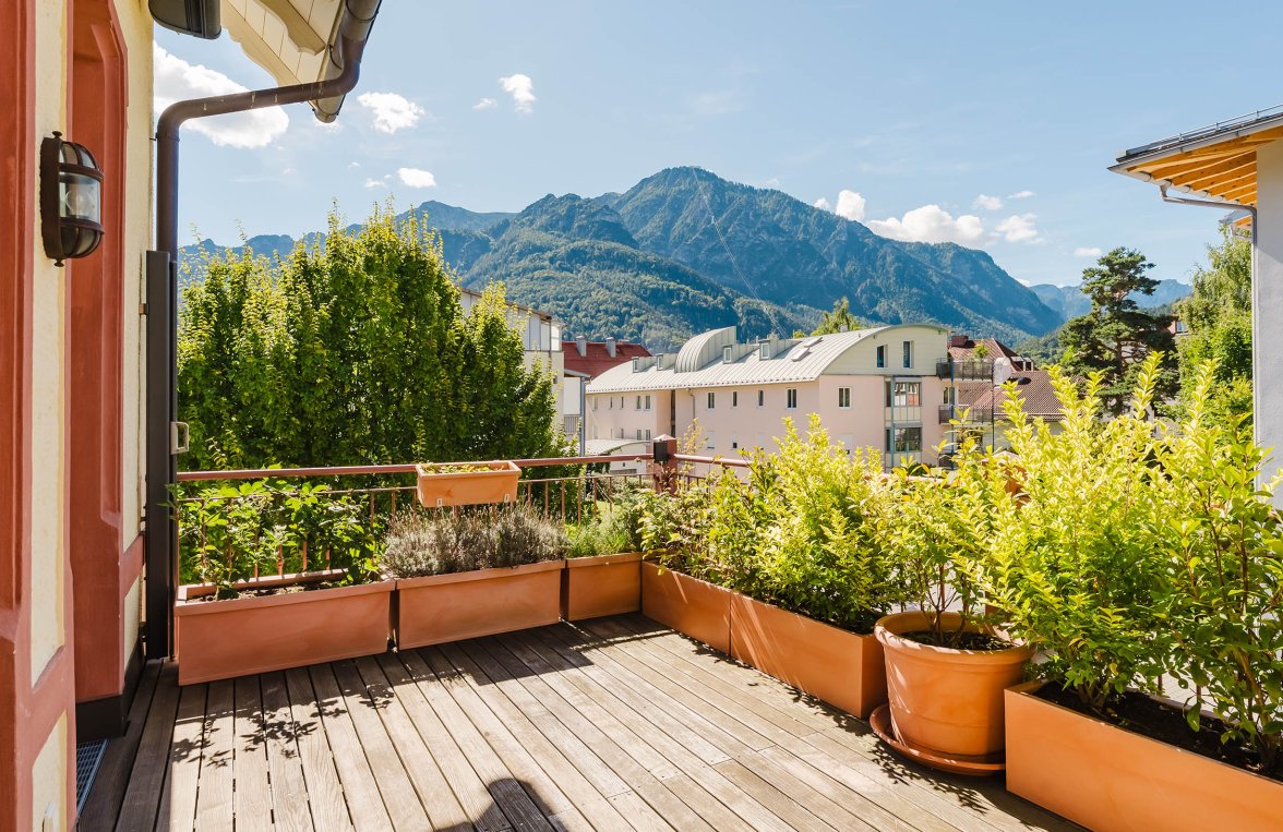 Nemovitosti v 83435 Bayern - Bad Reichenhall: Stylová elegance se snoubí s alpským panoramatem! Podlahy vily v klimatickém lázeňském středisku Bad Reichenhall - obrázek 1