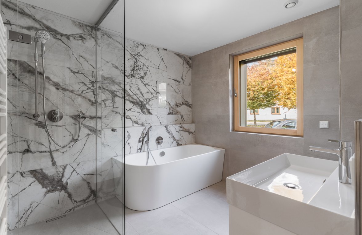 Immobilie in 83435 Bayern - Bad Reichenhall: Wohnidylle in Bad Reichenhall! Gartenwohnung mit Charme - bild 4