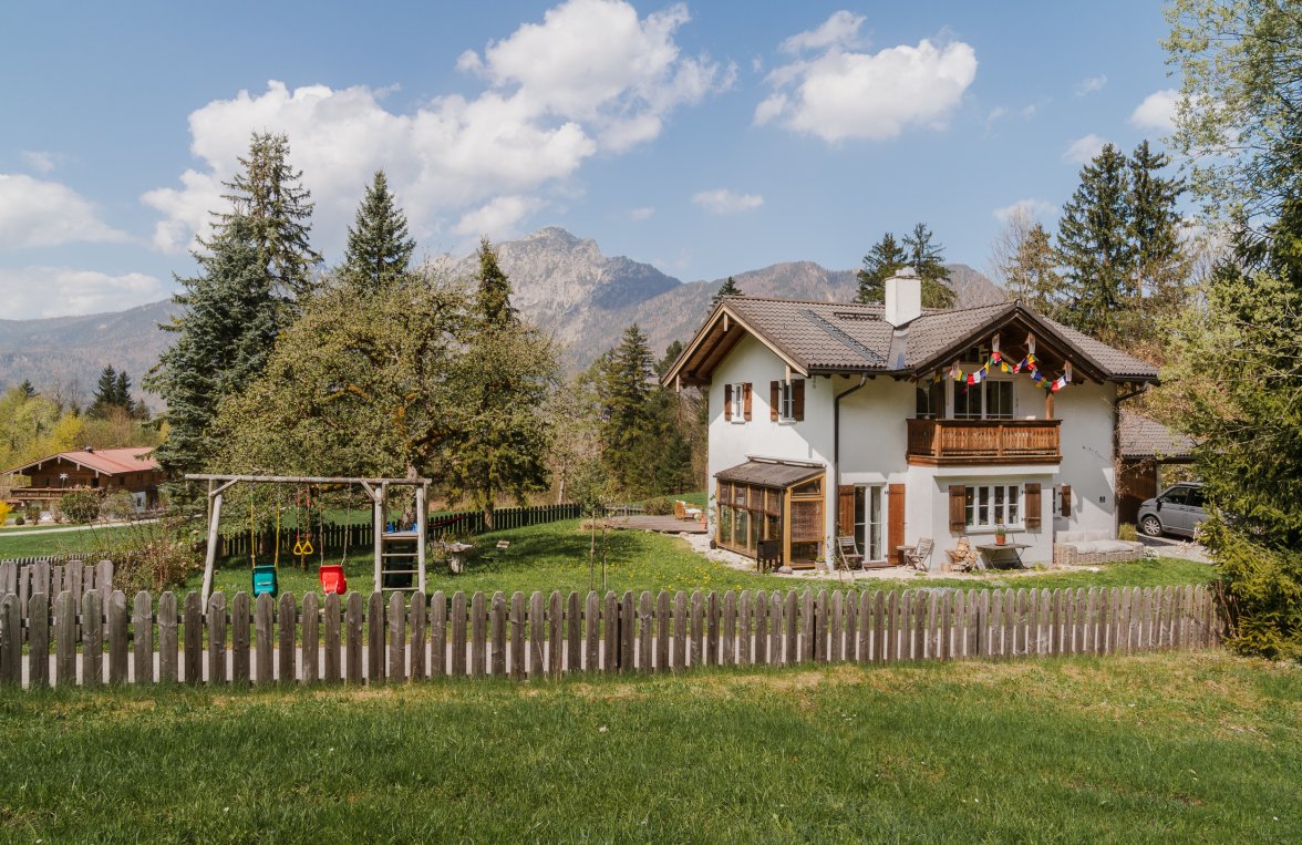 Immobilie in 83457 Bayern - Berchtesgadener Land - Bayerisch Gmain: Ein Ort zum Verlieben! Bayerisch Gmain - Einfamilienhaus direkt in der Natur - bild 10