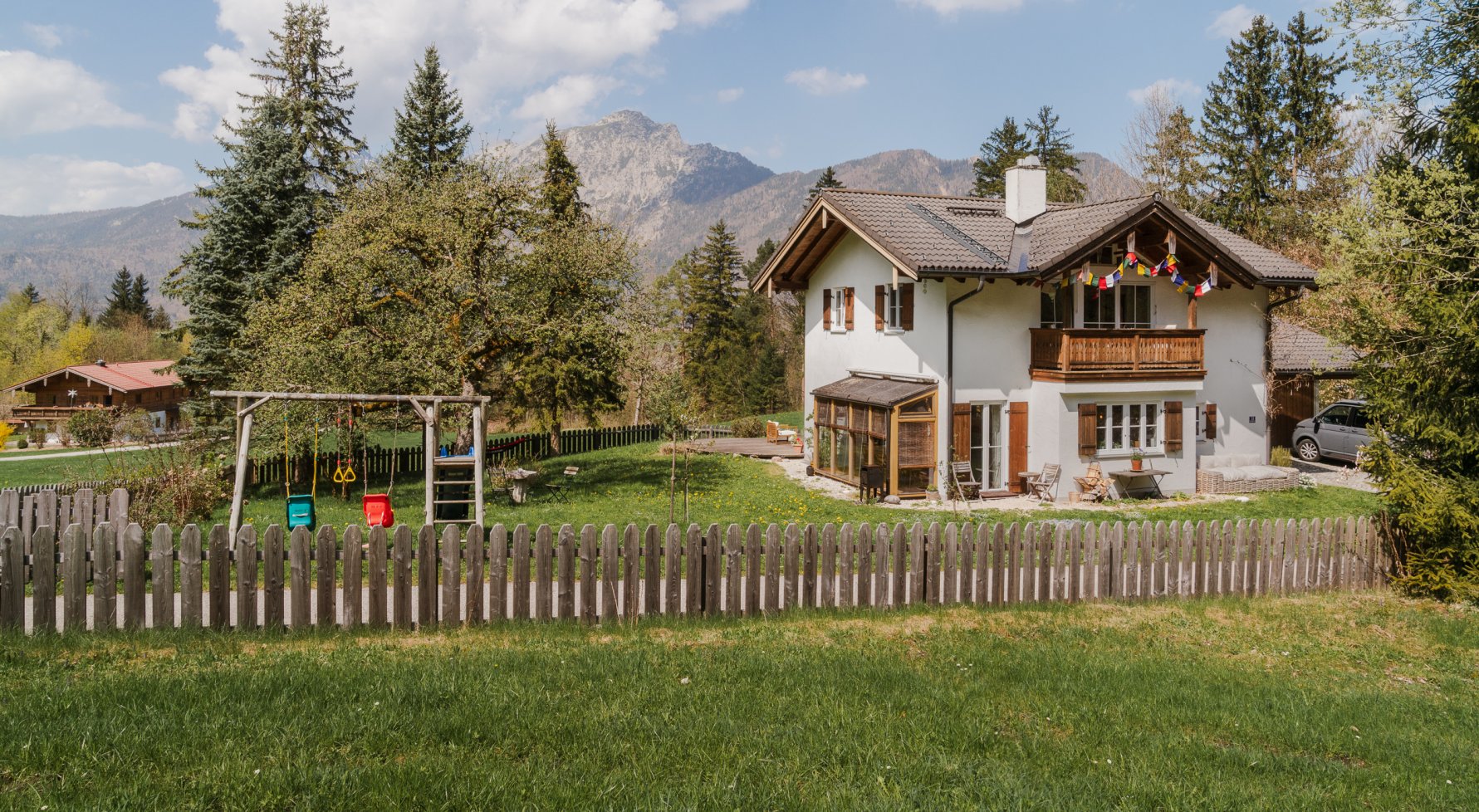 Immobilie in 83457 Bayern - Berchtesgadener Land - Bayerisch Gmain: Ein Ort zum Verlieben! Bayerisch Gmain - Einfamilienhaus direkt in der Natur - bild 1