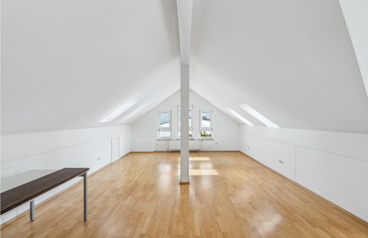 Immobilie in 83395 Bayern - Freilassing: Großzügige Dachterrassen-Maisonettewohnung vor den Toren Salzburgs! - bild 6