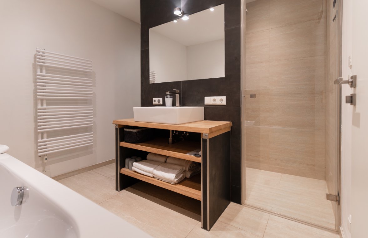 Immobilie in 83471 Bayern - Berchtesgadener Land - Königssee: Der Königssee! Schöner wohnen, in Schönau am Königssee - bild 6