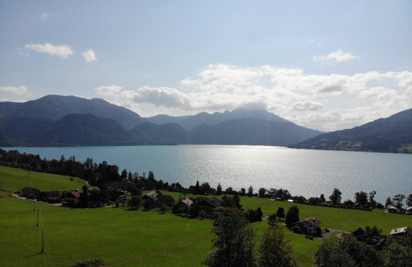 Immobilie in 4853 Steinbach am Attersee / Salzkammergut: 1.337 m² bebautes Grundstück mit herrlichem Attersee-Blick