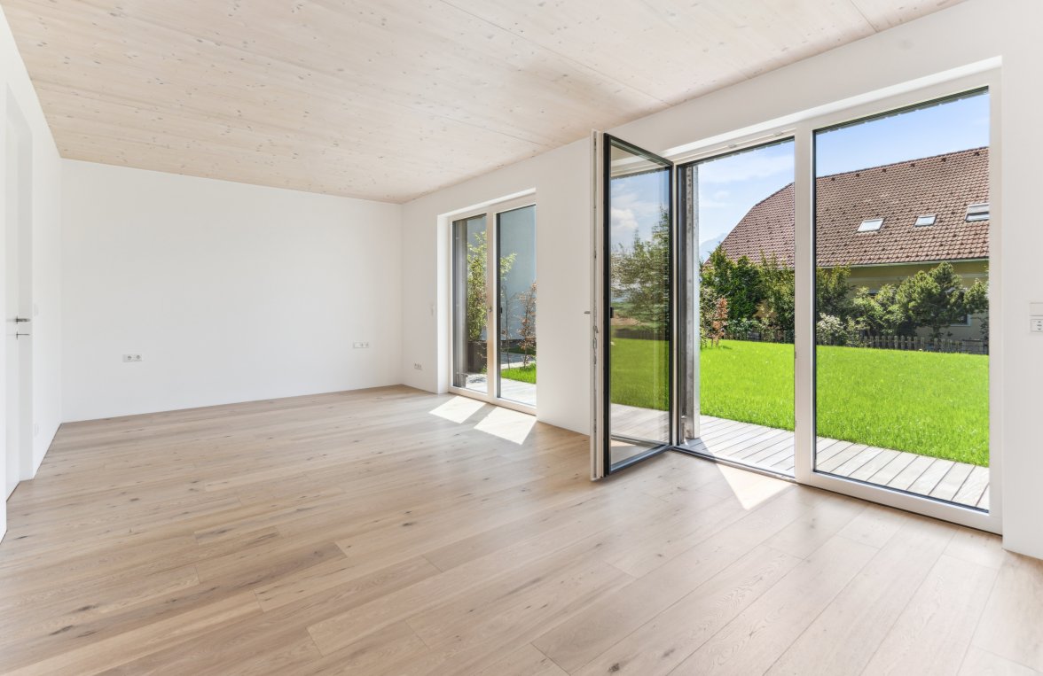 Property in 4816 Nähe Gmunden/Salzkammergut: VIERKANTHOF NEU INTERPRETIERT! Premium-Doppelhaushälfte im Gartenparadies - picture 6