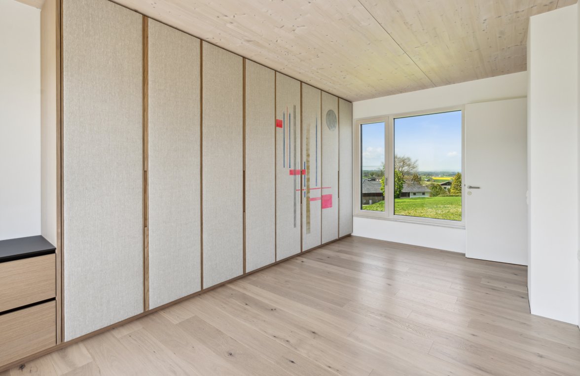 Property in 4816 Nähe Gmunden/Salzkammergut: DOPPELHAUSHÄLFTE NEU INTERPRETIERT! Modern Wohnen im Architekturjuwel - picture 3