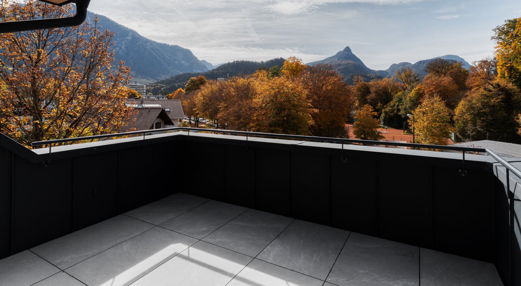 Property in 83435 Bayern - Bad Reichenhall: Optimized floor plan for high comfort: exclusive attic apartment - picture 1