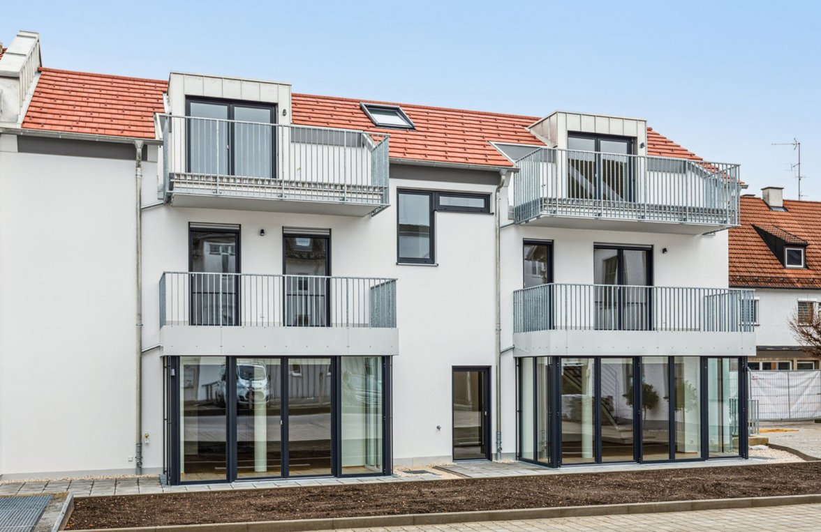 Property in 83395 Freilassing, Bayern: Stylish & modern penthouse apartment – for all those looking for something special - picture 5