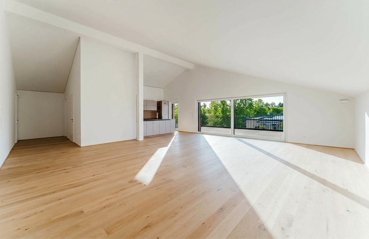 Immobilie in 4910 Oberösterreich - Ried im Innkreis: Helle Freude! Dachterrassenwohnung in ruhiger Stadtrandlage mit Weitblick - bild 1