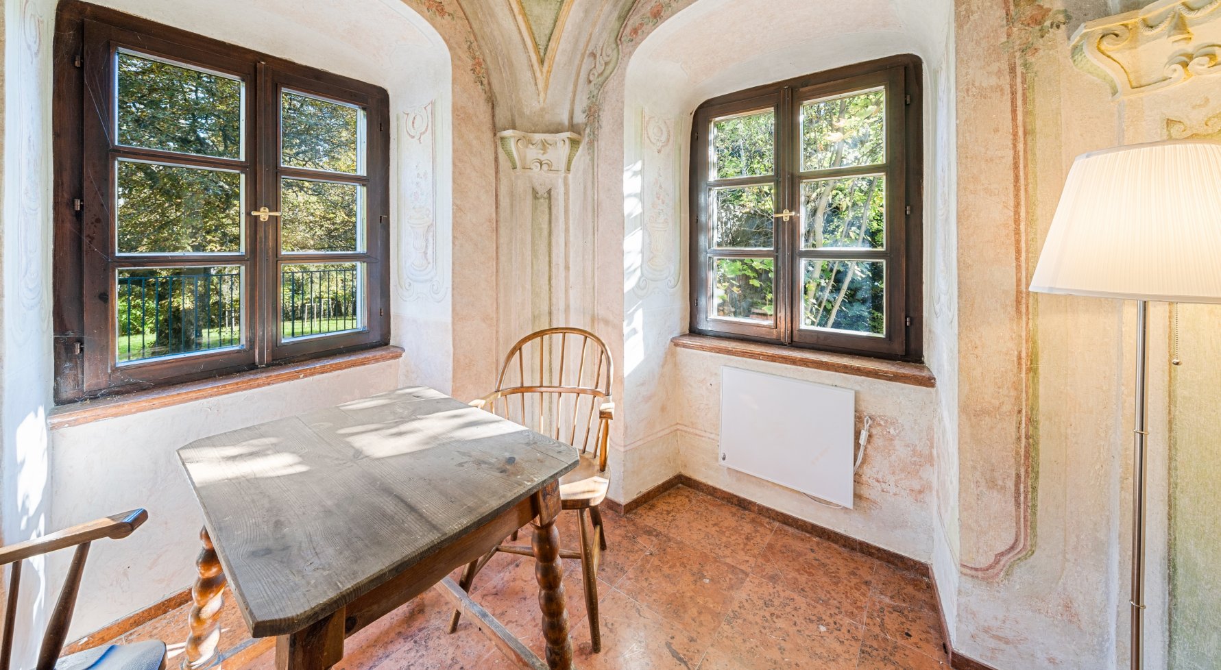 Property in 1190 Wien, 19. Bezirk: A RARE FIND: UNIQUE HISTORICAL PROPERTY WITH PARK-STYLE GARDENS IN PREMIUM LOCATIO - picture 1