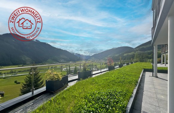 Property in 5731 Nähe Kitzbühel - Hollersbach: Second home next to the panorama lift! 225 m² in two separate units!