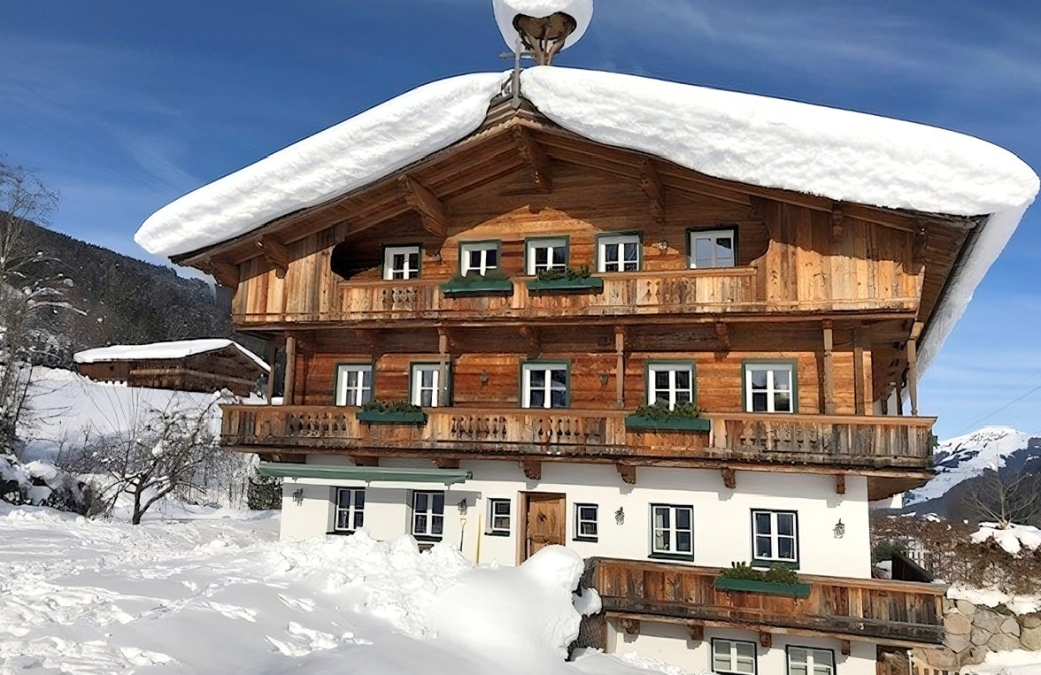 Property in 6373 Tirol - Kitzbüheler Alpen - Jochberg: Traditional farmhouse in a sunny dream location in Jochberg - picture 1
