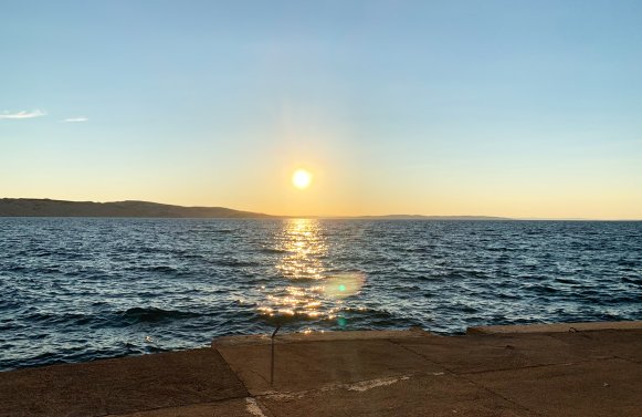 Property in 53287 Croatia - Prizna: Longing for MEE(H)R? Penthouse in first sea line with sea access