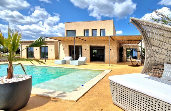Property in 07630  Mallorca - Campos: Mallorcan charm meets contemporary comfort