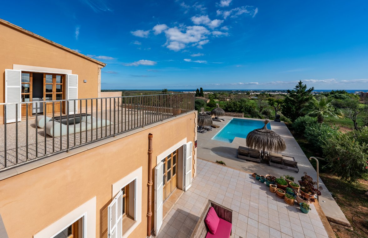 Property in 07670 Spanien - Portocolom: Finca with panoramic views of Portocolom with rental licence - picture 5