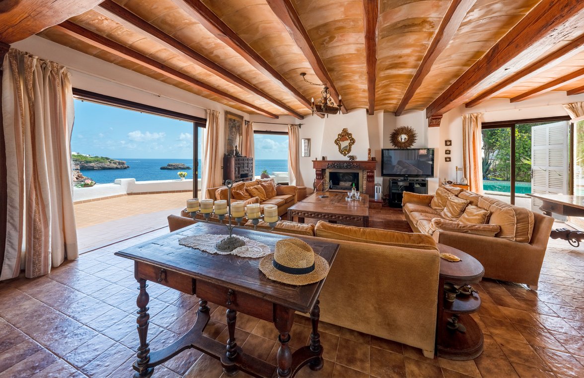 Property in 07660 Santanyi: Seafront chalet with unobstructable view in Cala d'Or - picture 7