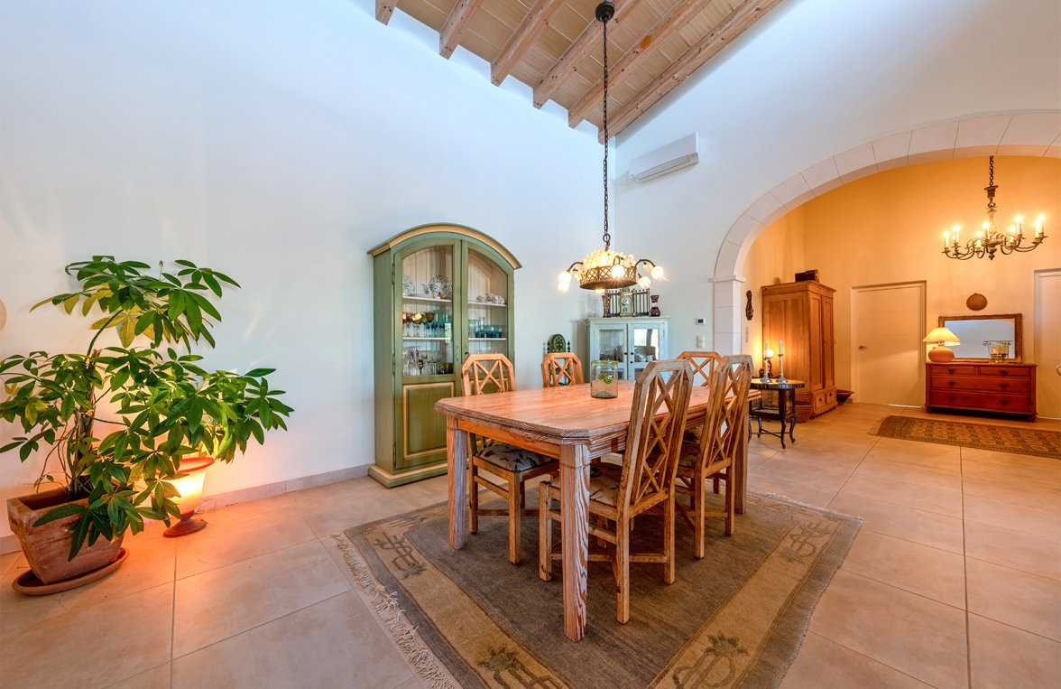 Immobilie in 07200 Mallorca - Felanitx: Finca-Traum mit großem Pool in Son Prohens! - bild 3