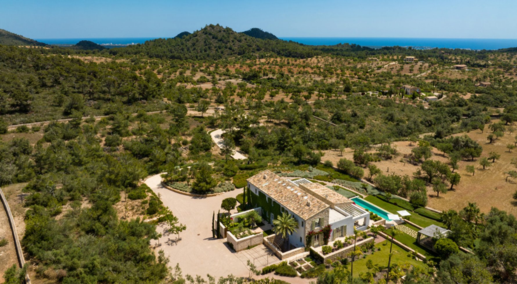 Immobilie in 07670 Spanien - Portocolom: Finca Juwel mit grandiosem 360 Grad Blick bis zum Meer - bild 1