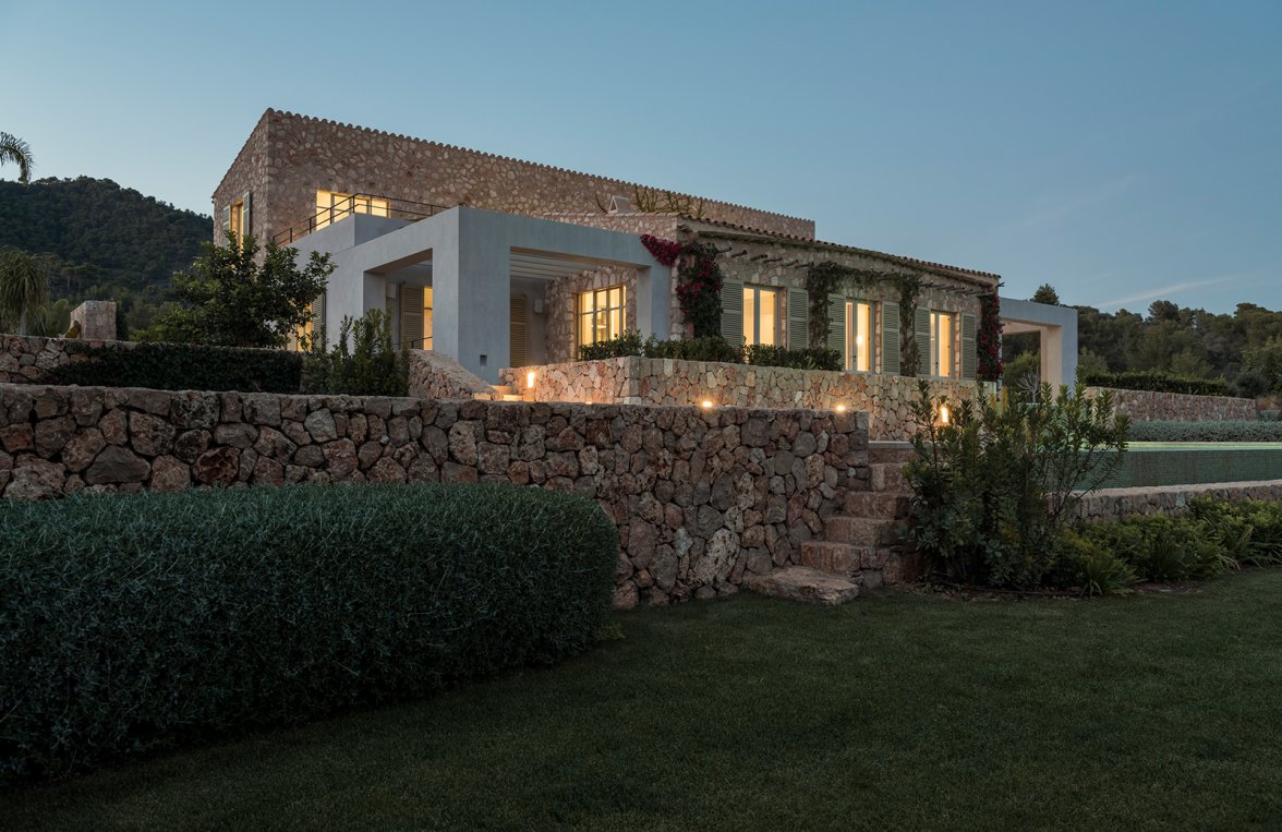 Property in 07670 Portocolom: Finca gem with marvellous 360° view to the sea - picture 7