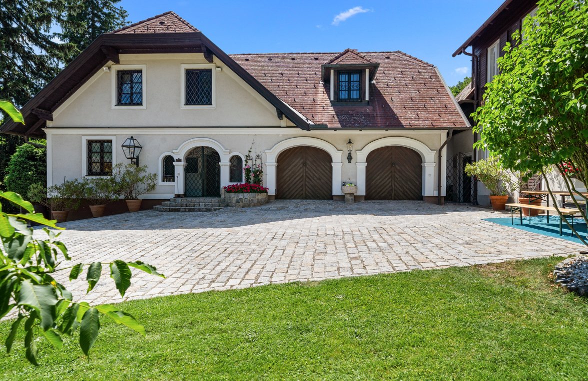 Property in 3400 Wien - Klosterneuburg: AUTARK LIVING WITH ANIMALS NEAR VIENNA! Country house ensemble in Klosterneuburg - picture 1