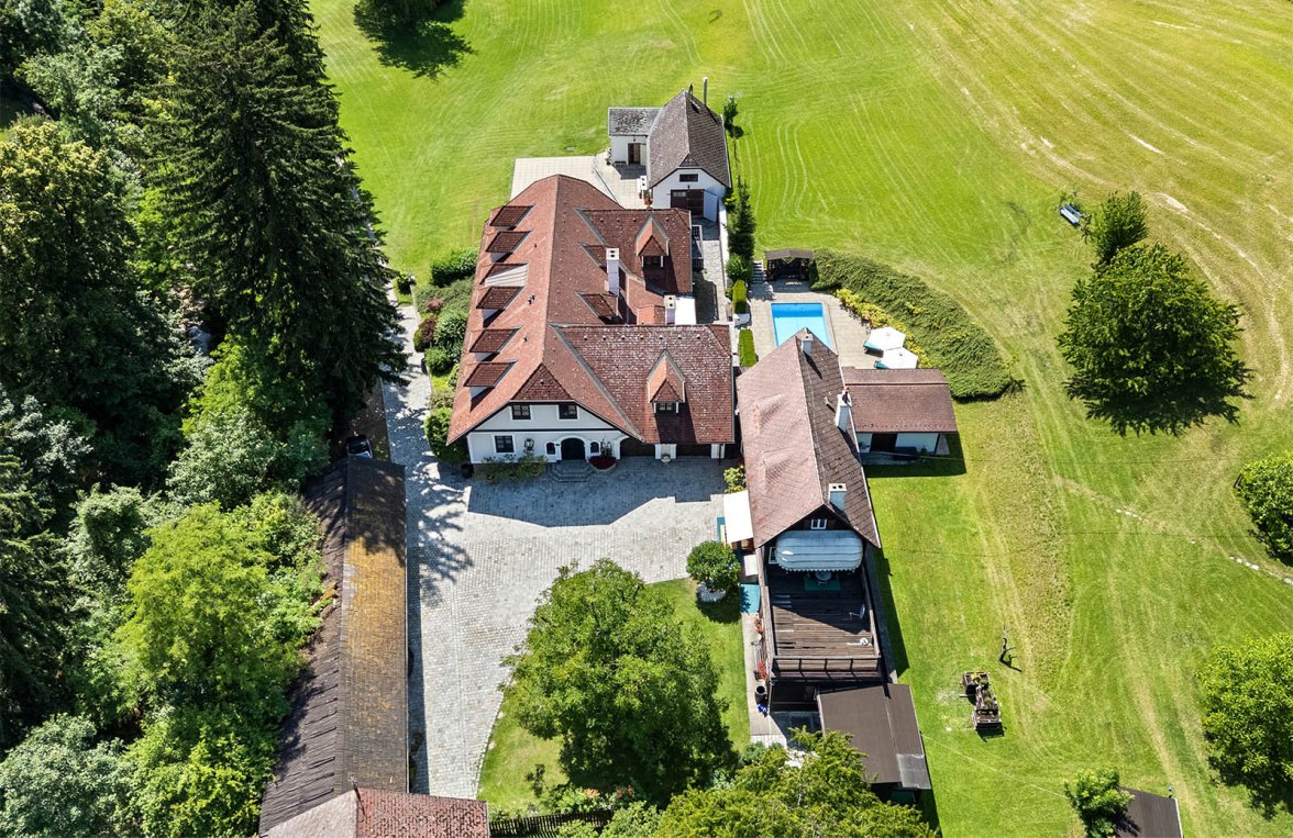 Property in 3400 Wien - Klosterneuburg: AUTARK LIVING WITH ANIMALS NEAR VIENNA! Country house ensemble in Klosterneuburg - picture 2