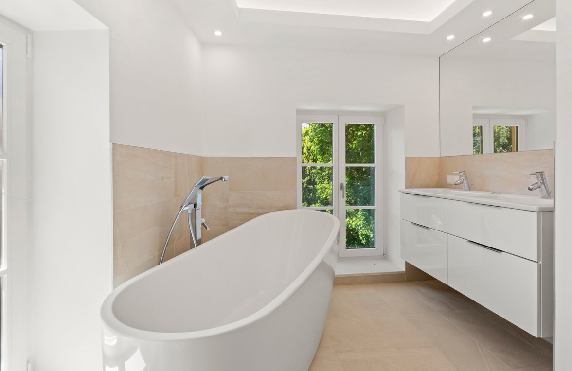 Immobilie in 2500 Niederösterreich - Baden bei Wien: Wahrhaft kaiserlich! Exklusives Penthouse-Design vereint mit historischem Charme - bild 6