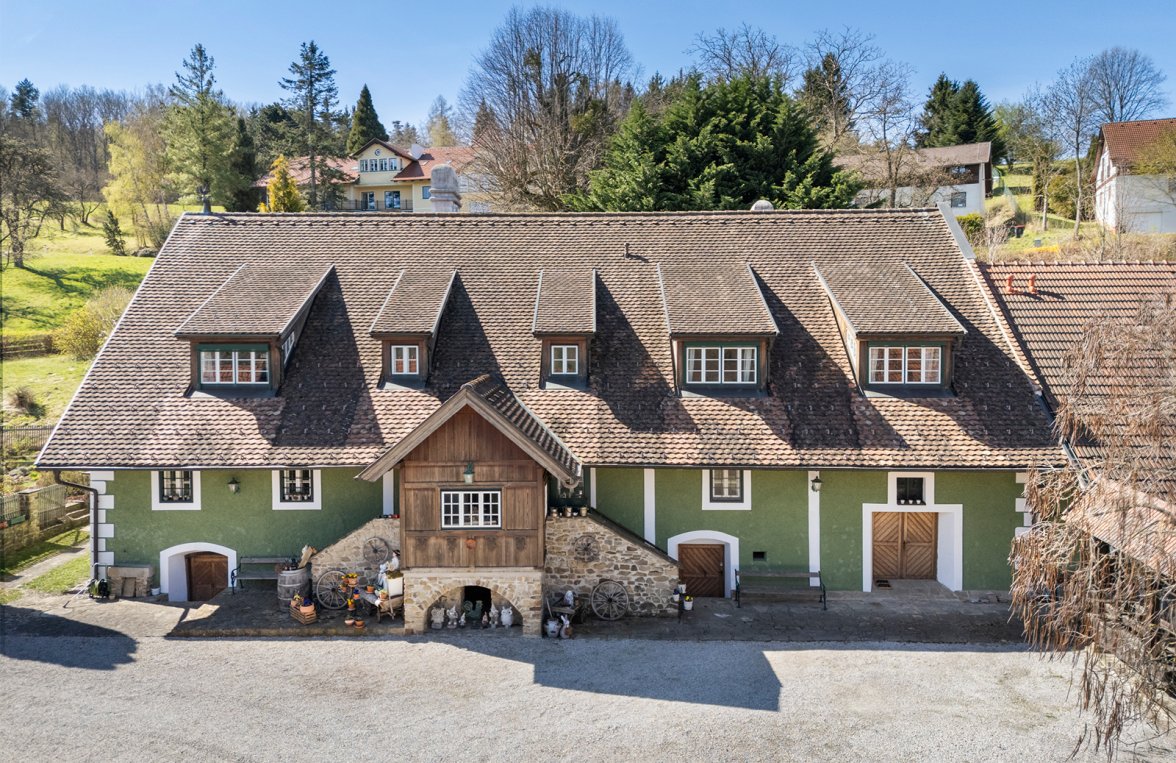 Immobilie in 3052 Wienerwald: Landjuwel im Wienerwald: Anwesen auf 37,5 Hektar mit Pool und Naturteich - bild 2