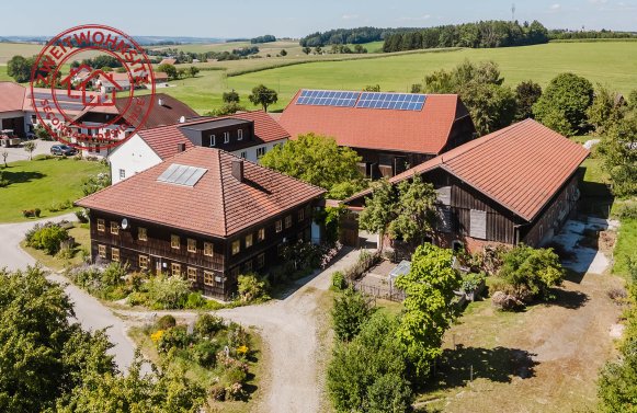 Immobilie in 4926 Oberösterreich - Innviertel : Grünes Refugium mit Seltenheitswert! Innviertler Vierseithof in Panoramalage