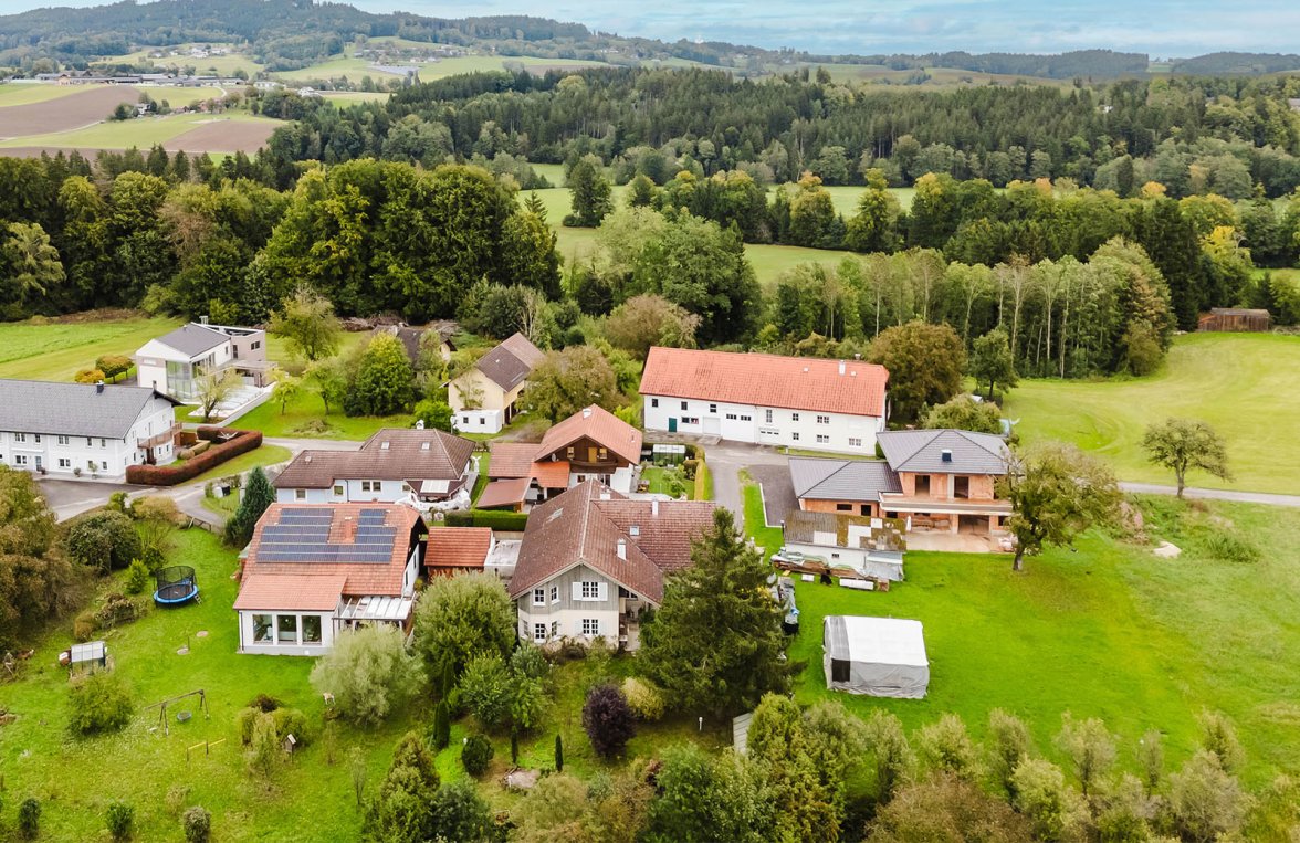 Immobilie in 4849 Oberösterreich - Vöcklabruck - am Trattberg: FAMILIENIDYLL IN LÄNDLICHER PANORAMALAGE!  Einfamilienhaus mit herrlichem Garten - bild 10