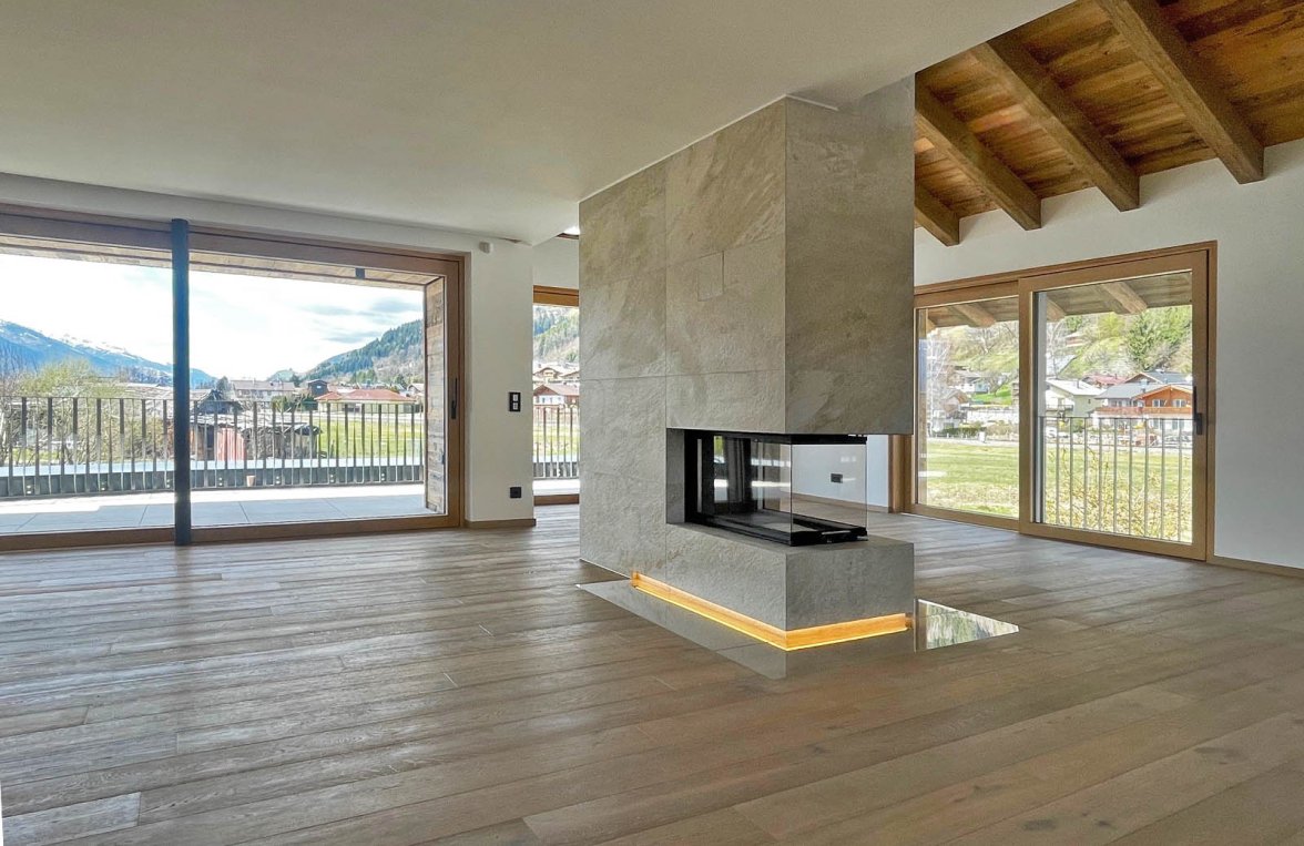Immobilie in 5700 Salzburg - Pinzgau - Zell am See: Neubau-Chalet im Ski-Gebiet Zell am See - Kaprun mit Blick auf das Kitzsteinhorn - bild 2