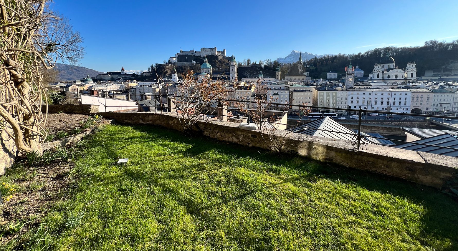 Property in 5020 Salzburg Altstadt: Kapuzinerberg - Einzigartige Garten-Maisonettewohnung mit Festungsblick - picture 1