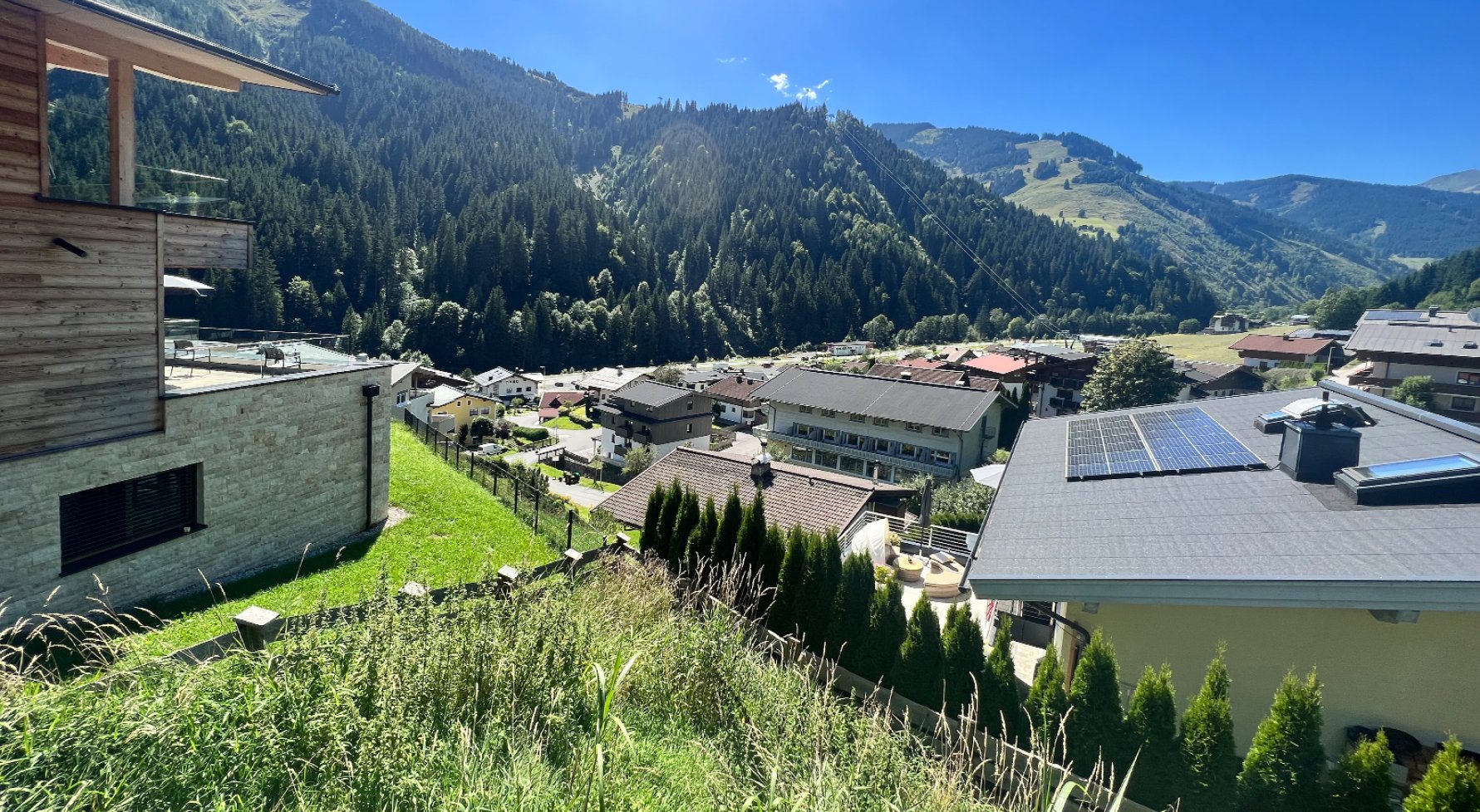 Immobilie in 5752 Salzburg - Nähe Saalbach-Hinterglemm: Modernes Einfamilienhaus in Skiliftnähe - bild 1