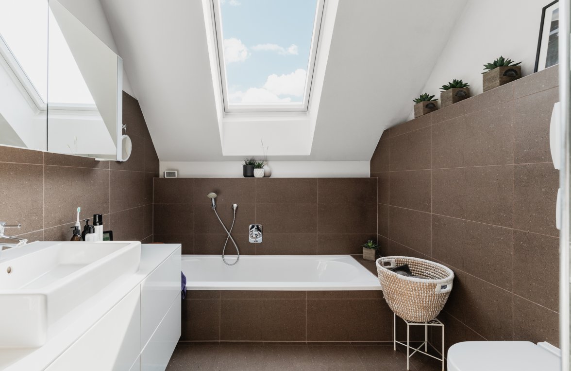 Nemovitosti v 5026 Salzburg - Aigen: Sedačka v boxu na nejlepším místě Aigen! Slunný byt v nejvyšším patře s výhledem na Untersberg - obrázek 7