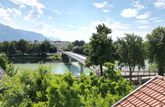 Immobilie in 5020 Salzburg - Aigen: Ignaz-Rieder-Kai: Einfamilienhaus in Salzburg direkt an der Salzach