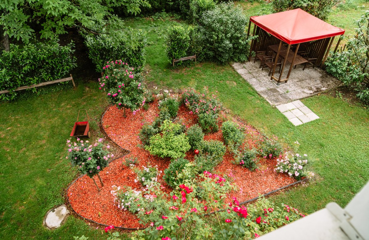Immobilie in 5026 Salzburg - Aigen: Lichtdurchflutetes Wohnen in einer Ceconi-Villa – 2,5 Zimmer mit Garten&Bergblick - bild 4