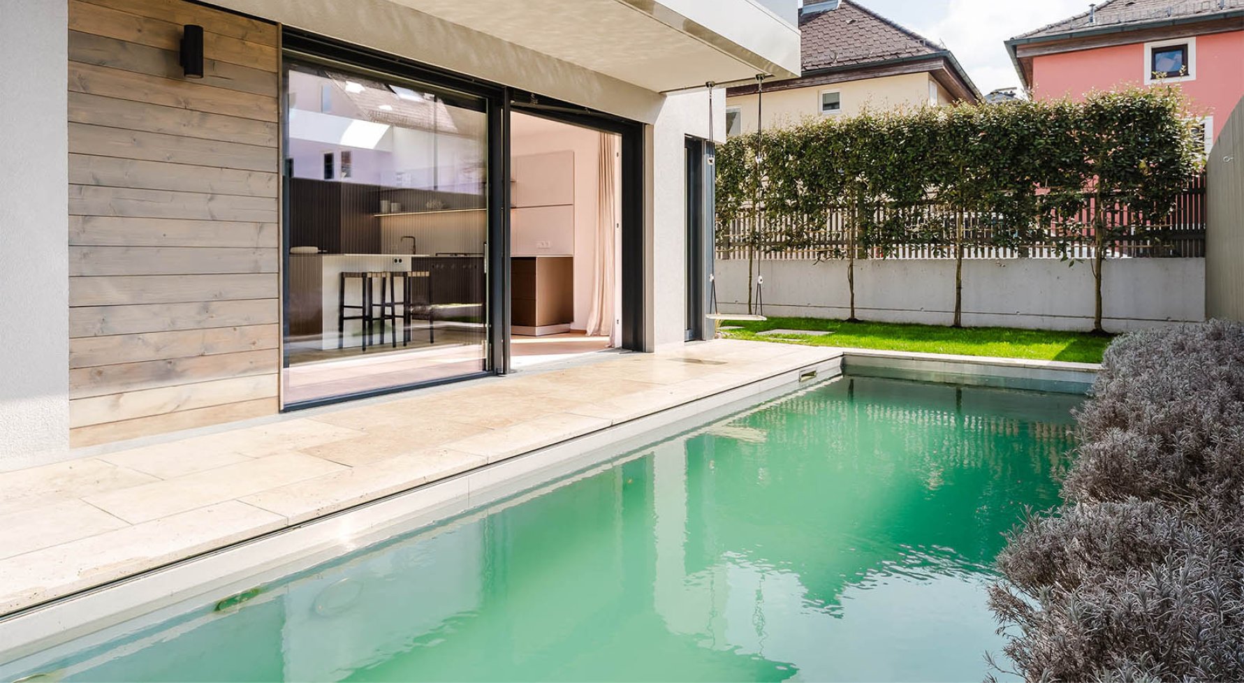 Property in 5020 Salzburg - Aigen: Clear architecture & modern aesthetics! Villa with pool in Aigen - picture 1