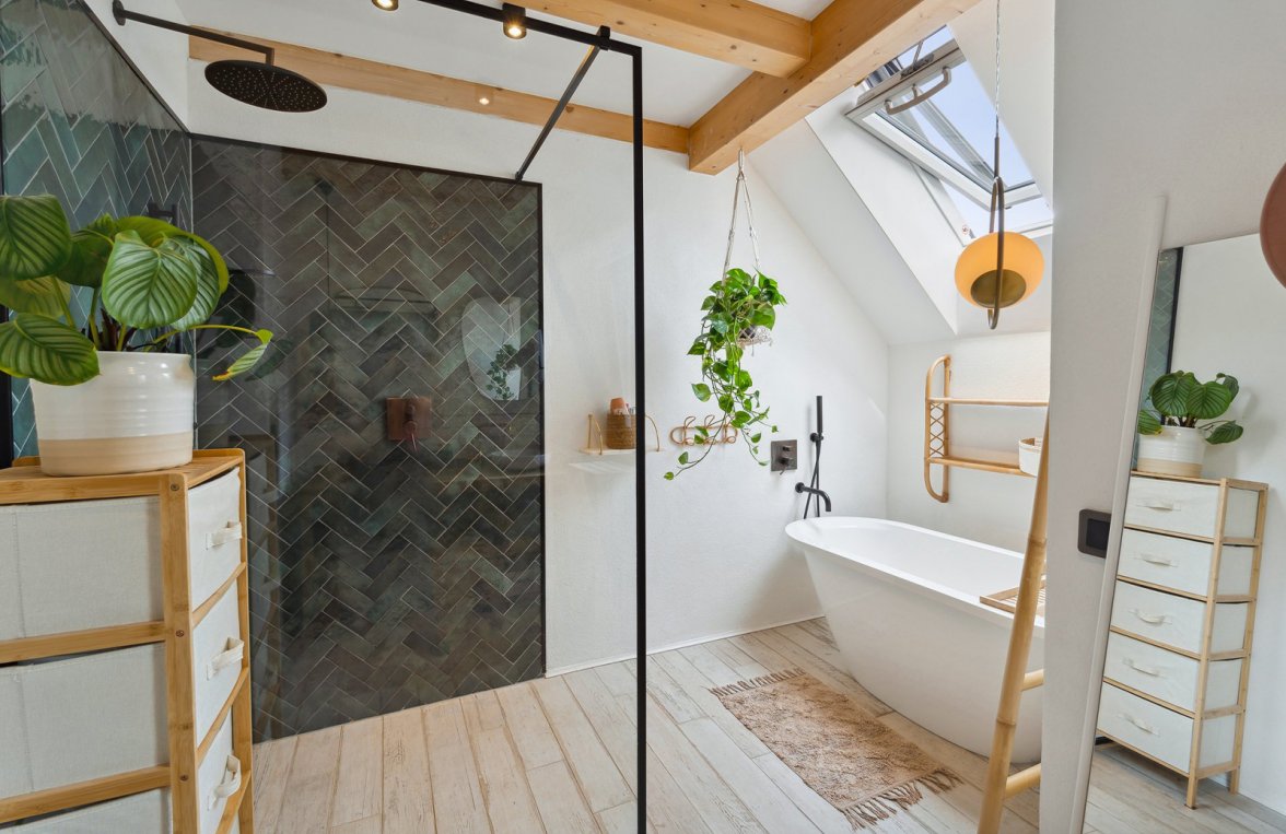 Property in 5020 Salzburg: Wohntraum der Extraklasse! Lichtdurchflutete DG-Maisonettewohnung - picture 3